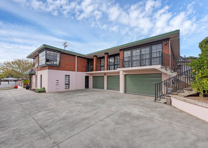  at 3 Aylmer Court, Eastern Beach, Manukau City, Auckland