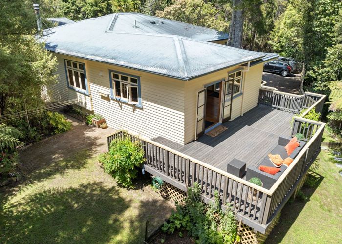  at 77 Carter Road, Oratia, Waitakere City, Auckland