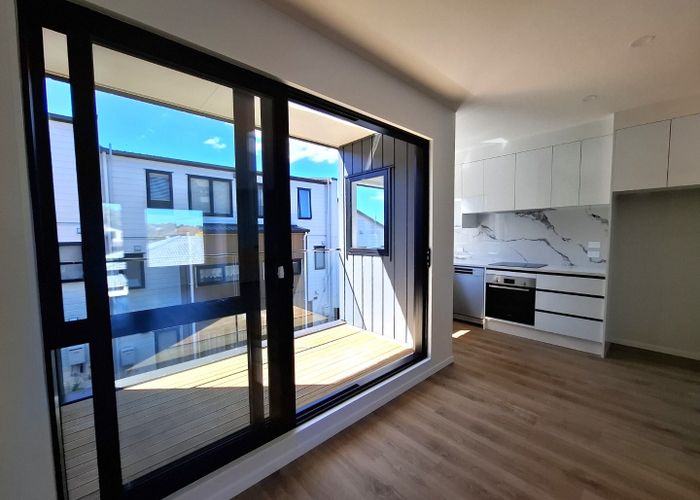  at 6/243 Campbell Road, Greenlane, Auckland