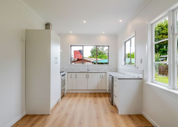  at 38 Savage Crescent, West End, Palmerston North, Manawatu / Whanganui