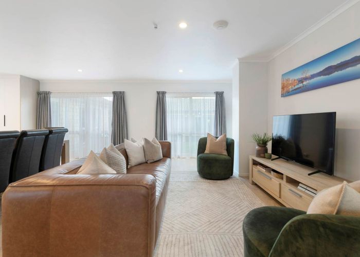  at 13 Monash Place, Flat Bush, Auckland