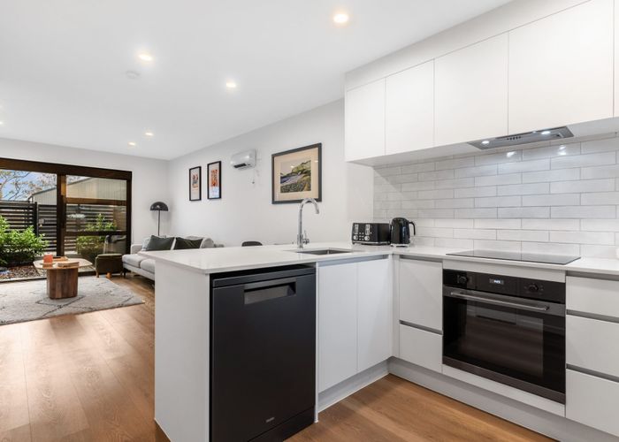  at 5/107 Selo Street, Glen Eden, Waitakere City, Auckland