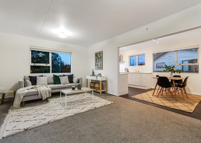  at 3 Toporoa View, Ascot Park, Porirua