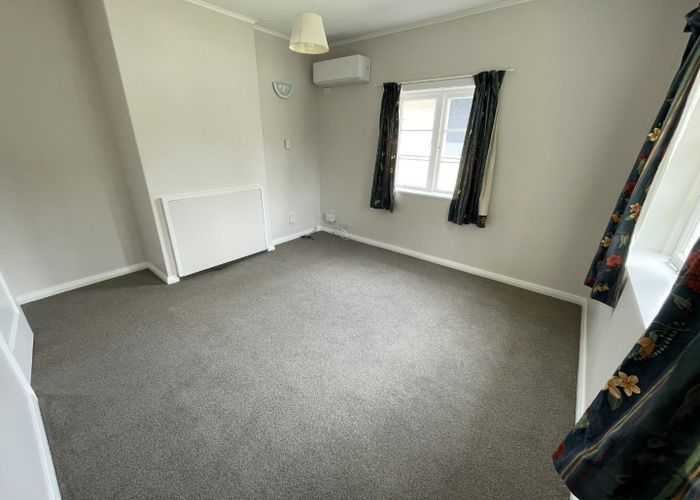  at 8 Brook Street, Waiwhetu, Lower Hutt, Wellington