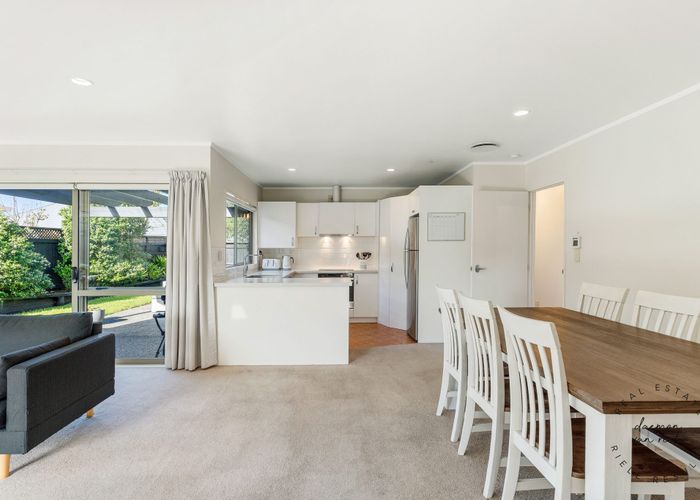  at 4 Amarillo Place, Manurewa, Manukau City, Auckland