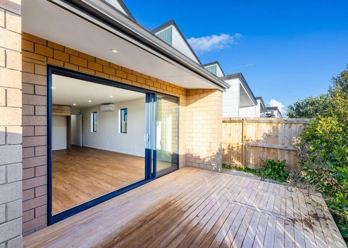  at 25 John Gray Street, Takanini, Papakura, Auckland