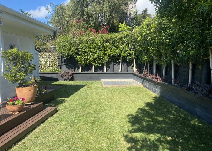  at 1/30 Jellicoe Road, Murrays Bay, North Shore City, Auckland