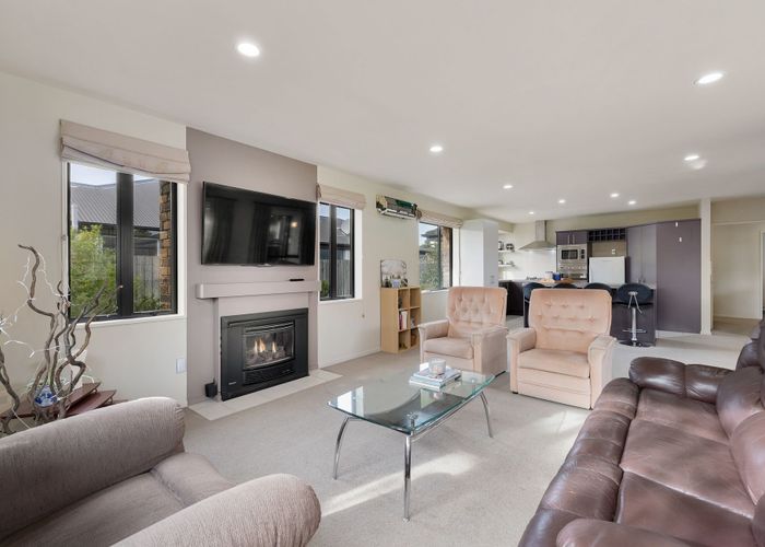 at 18 Sandalwood Place, Waimairi Beach, Christchurch City, Canterbury