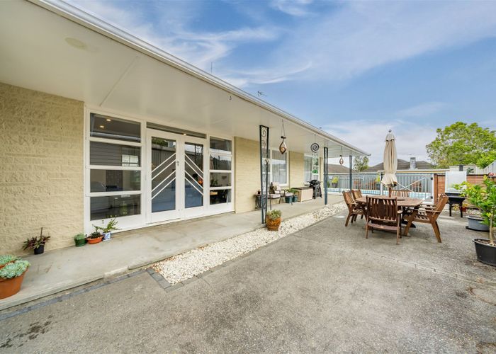  at 53 Kashmir Avenue, Clouston Park, Upper Hutt