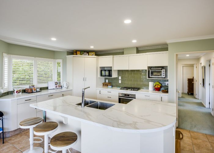  at 76A Churchill Drive, Taradale, Napier