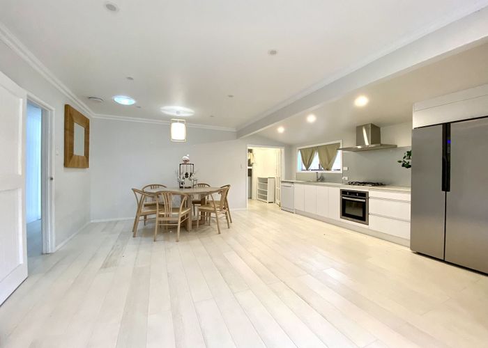  at 147 Forest Hill Road, Henderson, Auckland