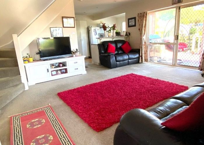 at 5/200 White Swan Road, Mount Roskill, Auckland City, Auckland