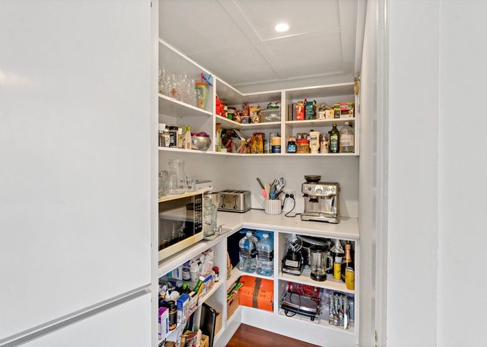  at 33 Helvetia Road, Pukekohe, Pukekohe