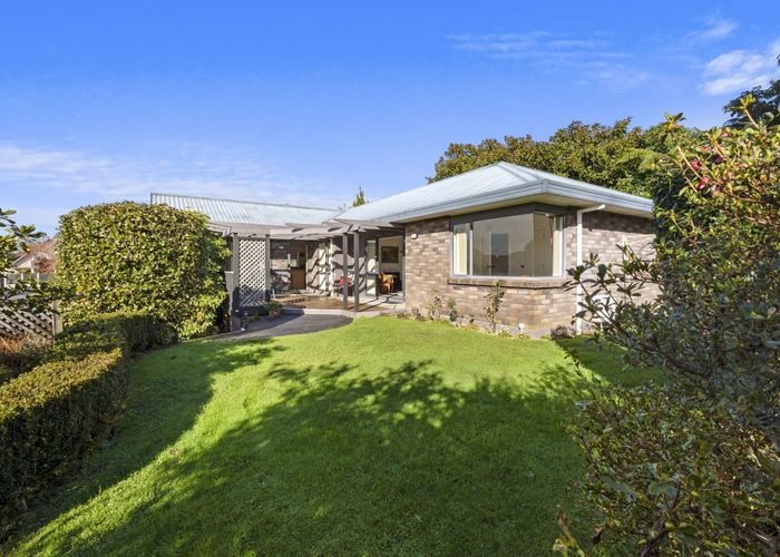  at 3 Maple Crescent, Whalers Gate, New Plymouth