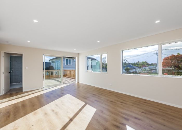  at 3B Tui Street, Belmont, North Shore City, Auckland