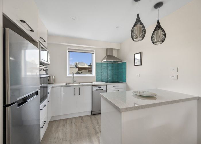  at 233 Marine Parade, Napier South, Napier, Hawke's Bay