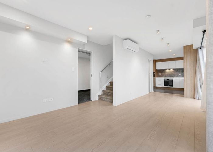  at 127A  Barrack Road, Mount Wellington, Auckland City, Auckland
