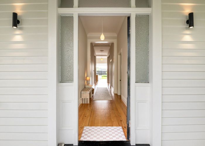  at 8 Trinity Street, Ponsonby, Auckland City, Auckland