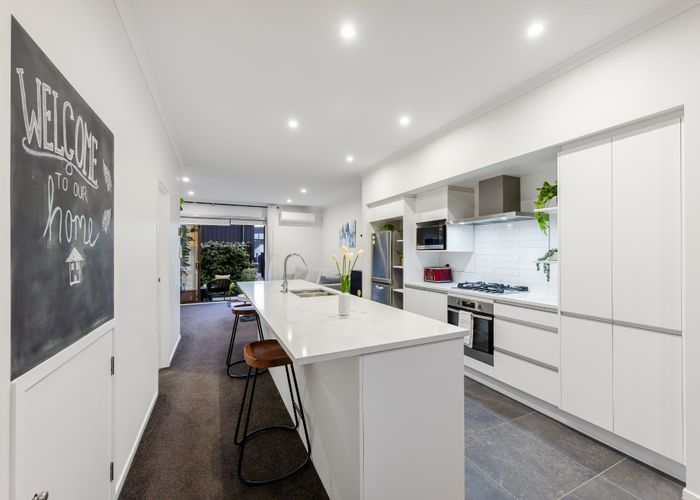  at 34 Pennant Street, Long Bay, North Shore City, Auckland