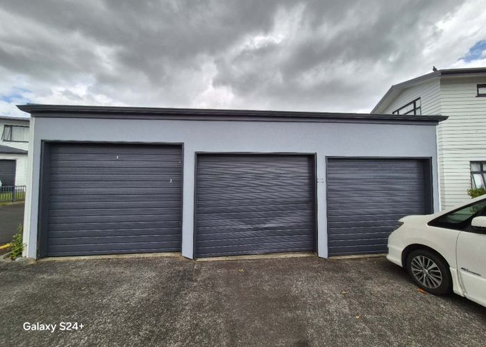  at 143/2 Armoy Drive, East Tamaki, Auckland