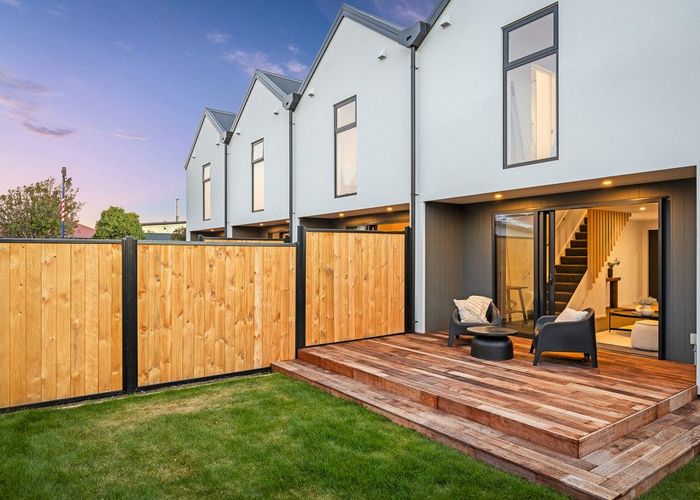  at 317 Wilsons Road North, Waltham, Christchurch City, Canterbury