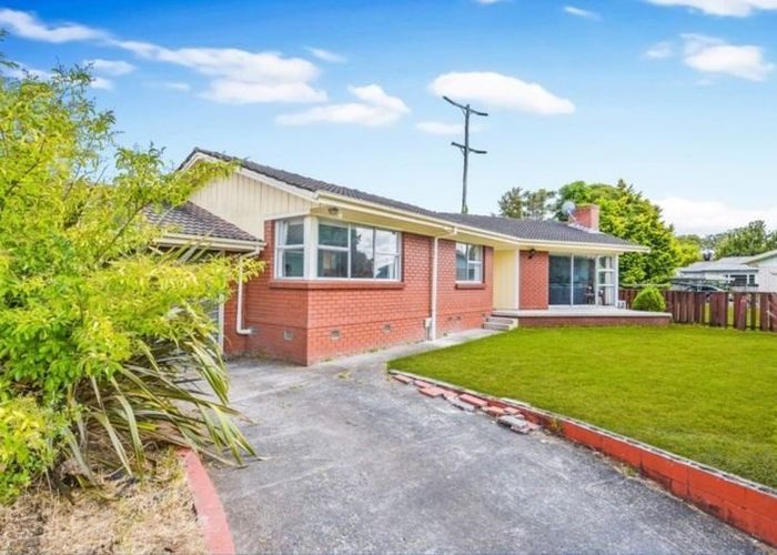  at 31  Southsea Crescent, Silverdale, Hamilton, Waikato