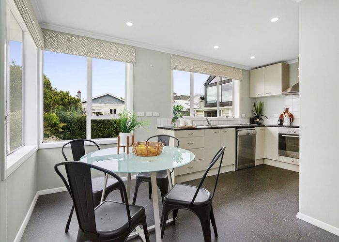  at 2 Collins Street, Petone, Lower Hutt