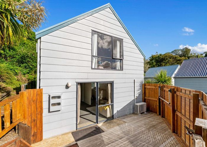  at 1/147 Spinella Drive, Bayview, North Shore City, Auckland
