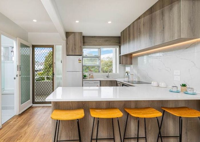  at 3/28 Evelyn Place, Hillcrest, North Shore City, Auckland