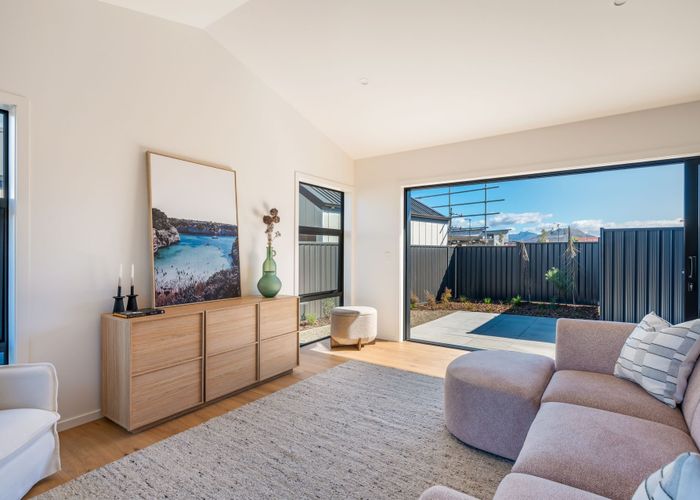  at 6 Simpson Crescent, WANAKA