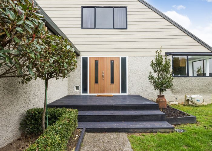  at 7 Hillgrove Place, Fitzherbert, Palmerston North, Manawatu / Whanganui