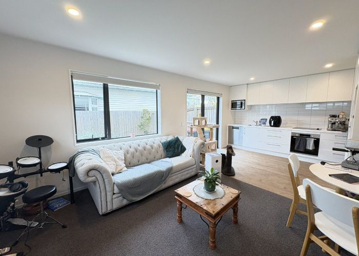  at 2/112 Burke Street, Sydenham, Christchurch City, Canterbury