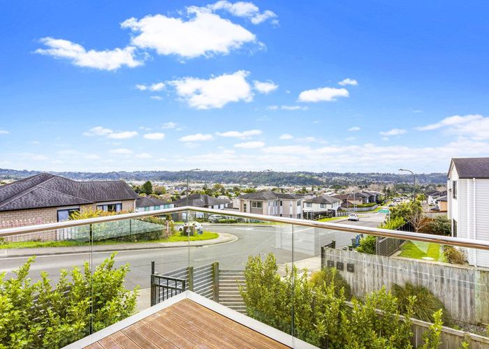  at 7 Eric Gifford Drive, Ranui, Waitakere City, Auckland