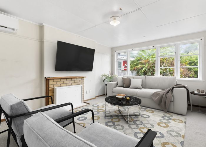  at 69 Roberts Avenue, Bayswater, North Shore City, Auckland