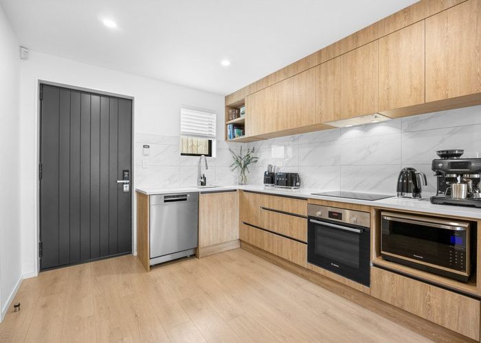  at 12D Pooley Street, Pakuranga Heights, Manukau City, Auckland