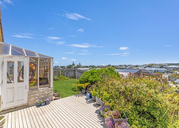  at 14 Koromiko Street, Otaki Beach, Kapiti Coast, Wellington