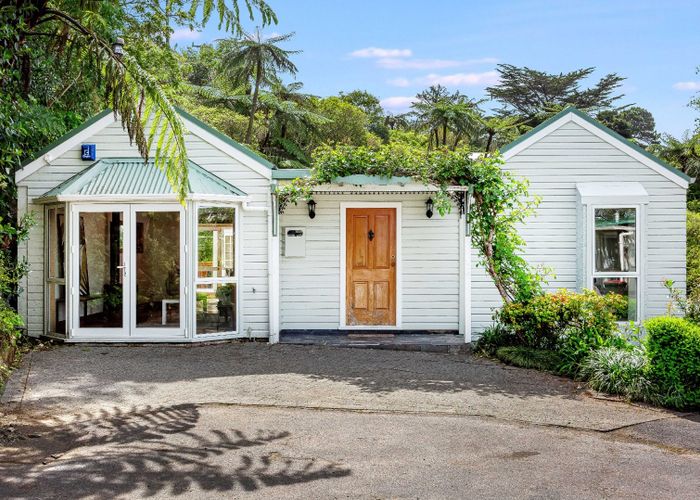  at 102A Miromori Road, Normandale, Lower Hutt, Wellington