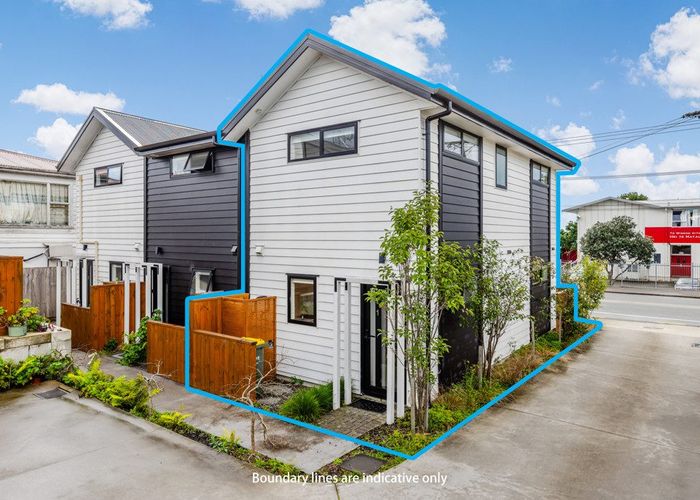  at 1/6 Lenoards Road, Kelston, Waitakere City, Auckland