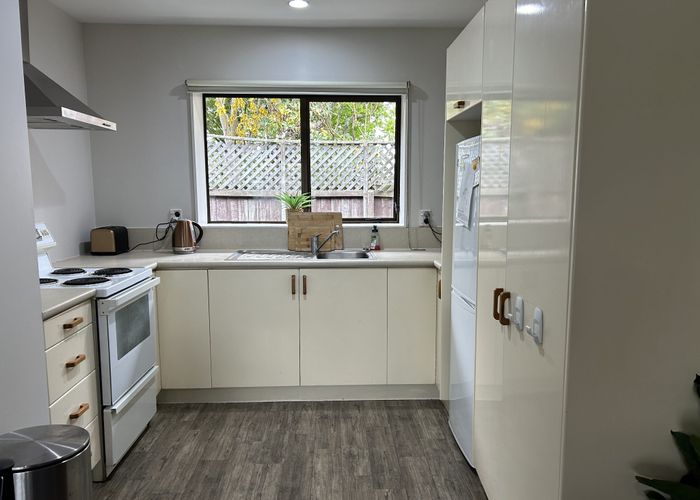  at 3/5 Craven Street, Sockburn, Christchurch