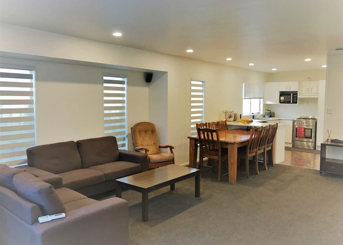  at 2/45 Sungrove Rise, Sunnyvale, Waitakere City, Auckland
