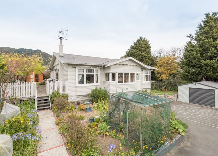  at 38 Rainbow Drive, Atawhai, Nelson