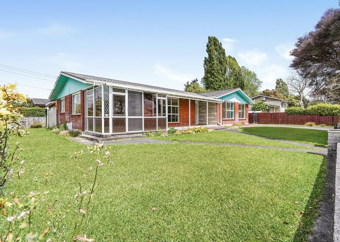  at 2 Olympia Place, Riverlea, Hamilton