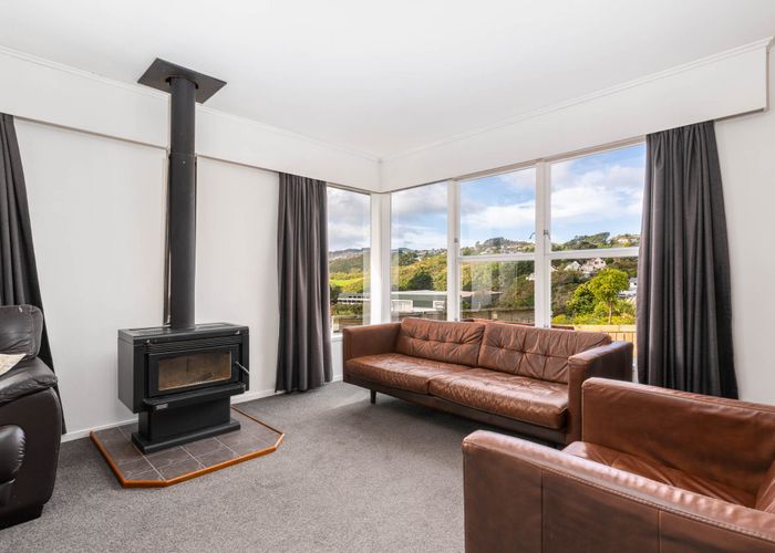  at 9 Dormar Place, Churton Park, Wellington