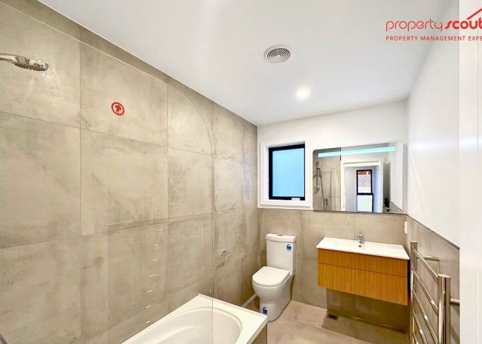  at 2/27A Wilford Street, Wallaceville, Upper Hutt, Wellington