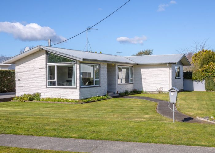  at 73 Kempton Street, Greytown