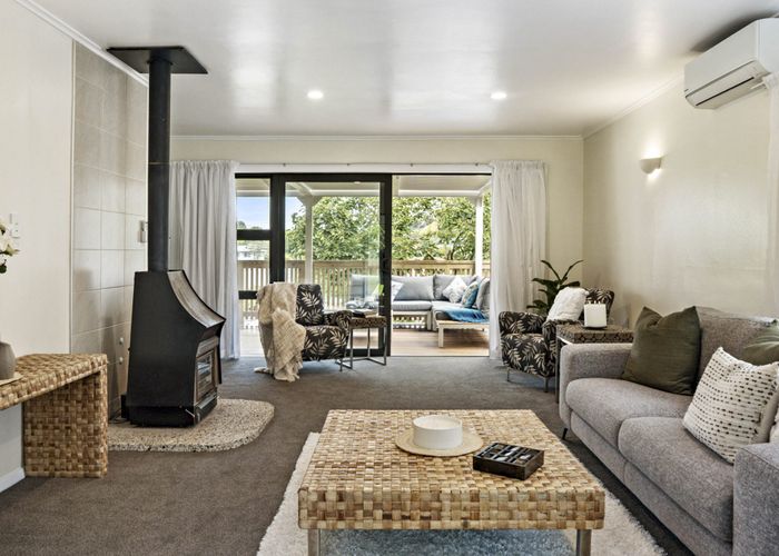  at 12 Kenmure Avenue, Forrest Hill, North Shore City, Auckland