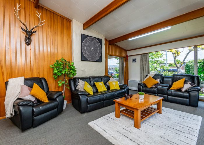  at 63 Mountain View Road, Glenwood, Timaru