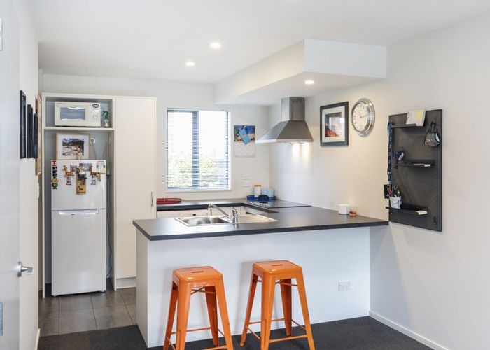  at 27/17 Bunyan Street, Waltham, Christchurch City, Canterbury