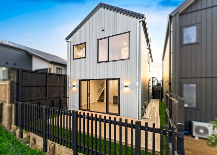  at 47 Puhikawa Street, Massey, Waitakere City, Auckland