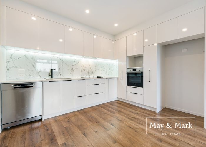  at 201/1A Kings Road, Mount Roskill, Auckland